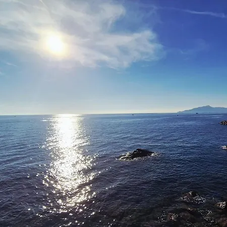 Ametista A Pochi Passi Dal Mare