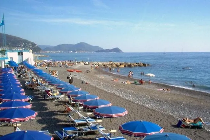 Ametista A Pochi Passi Dal Mare *